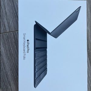 iPad Smart Keyboard Folio